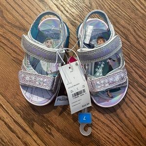 NWT Light Up Frozen Sandals size 7
